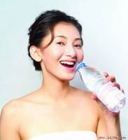 Giảm cân hiệu quả bằng Nước khoáng thiên nhiên